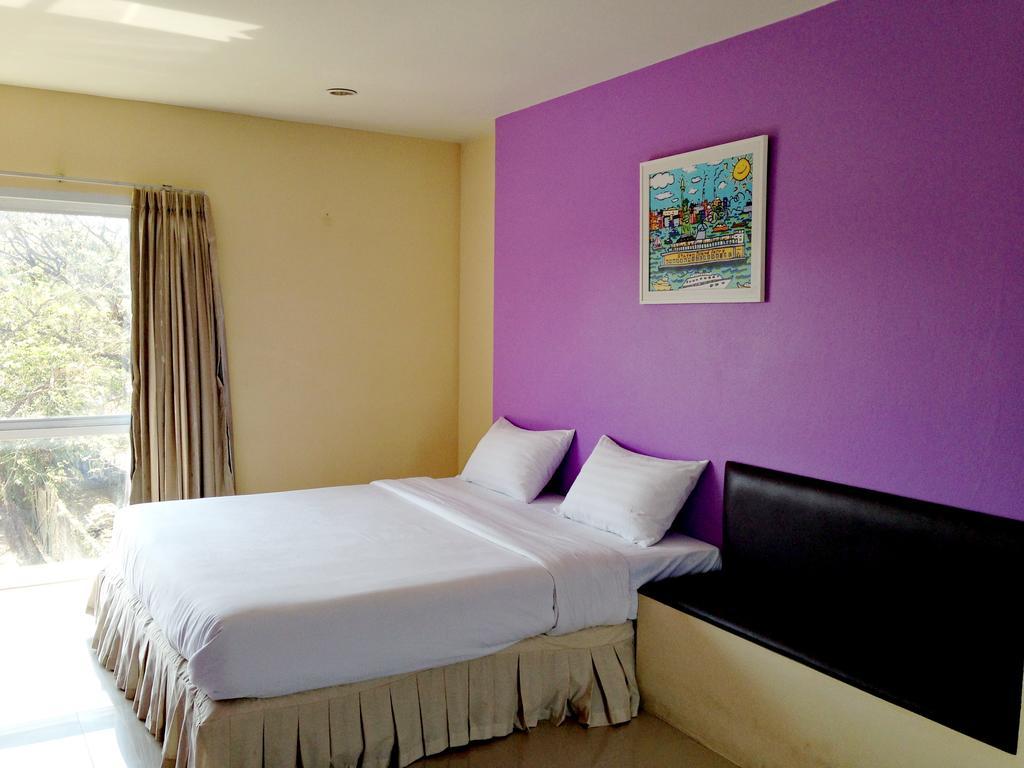 C2 Residence Lampang Kültér fotó