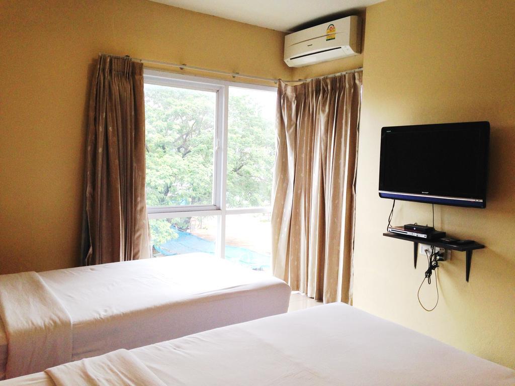 C2 Residence Lampang Kültér fotó