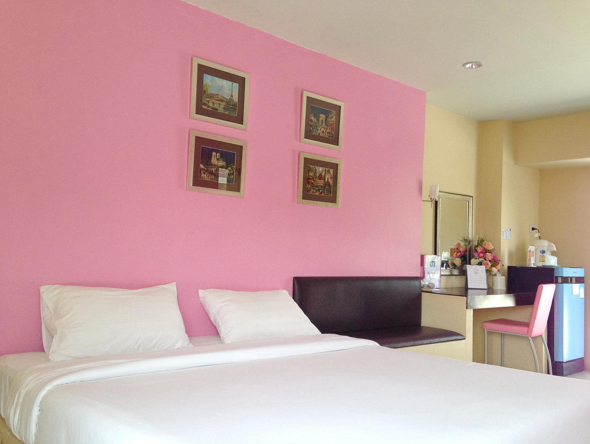 C2 Residence Lampang Kültér fotó