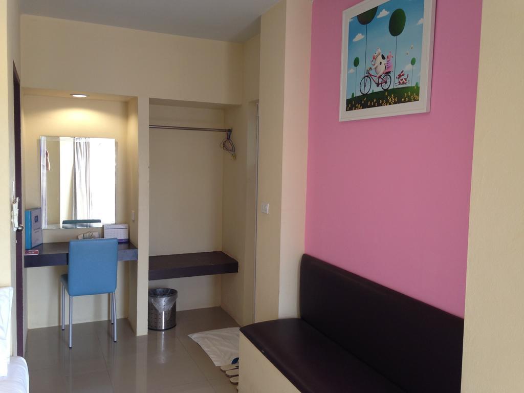 C2 Residence Lampang Kültér fotó