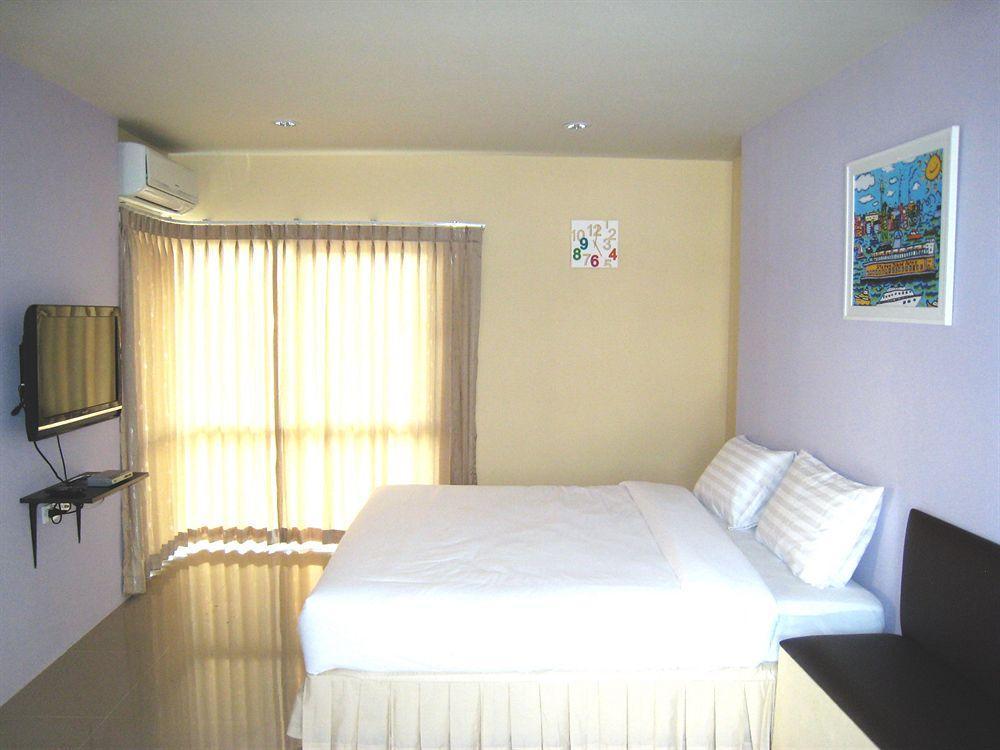 C2 Residence Lampang Kültér fotó