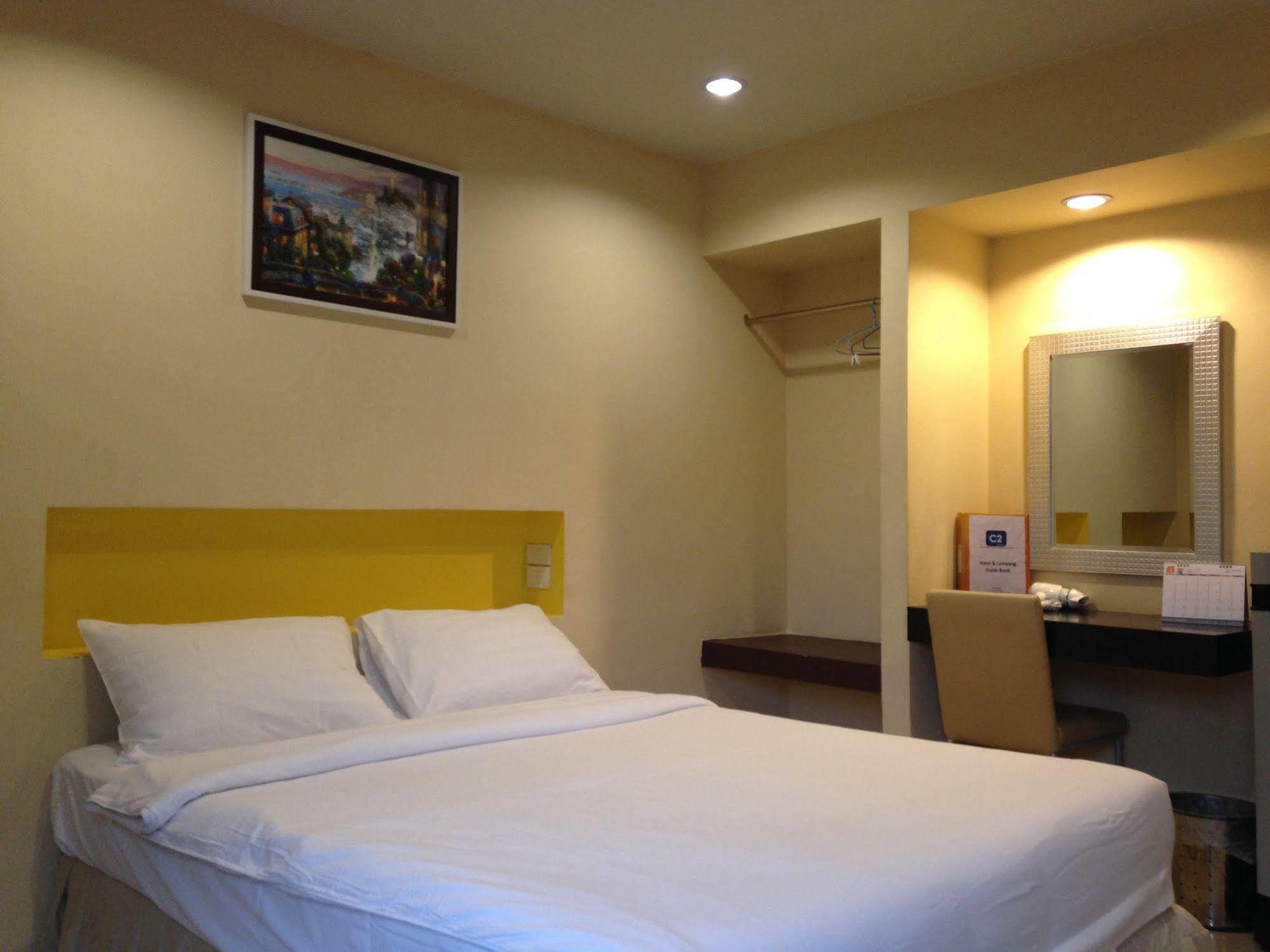C2 Residence Lampang Kültér fotó