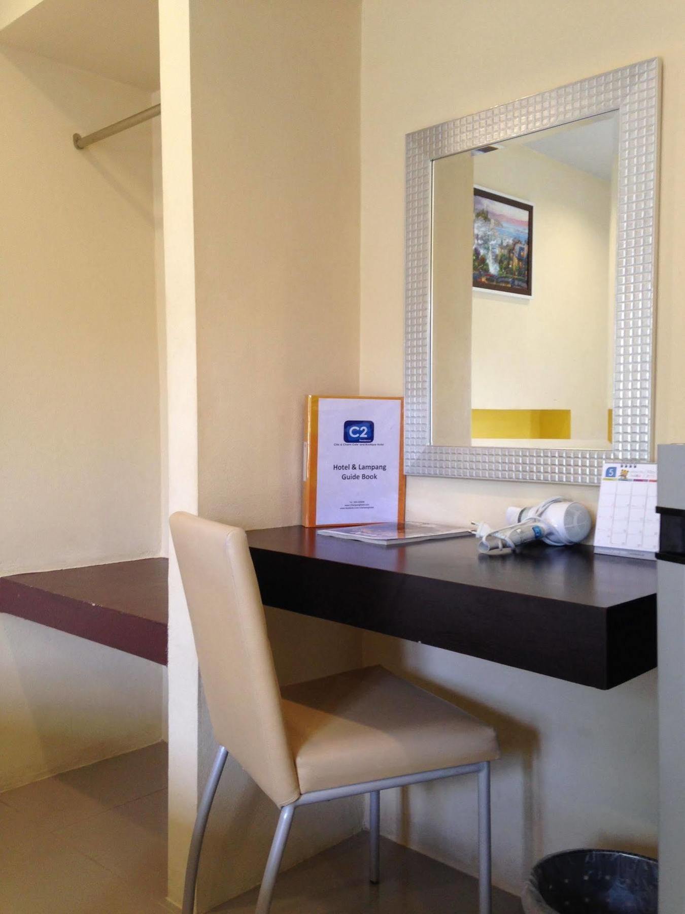 C2 Residence Lampang Kültér fotó