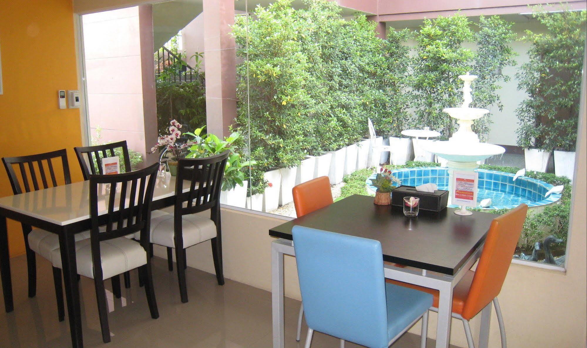 C2 Residence Lampang Kültér fotó